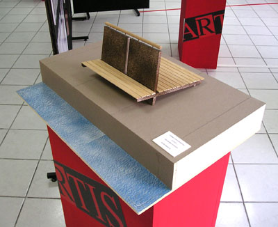 Yiannis_alepoxwritis_seaside_bench